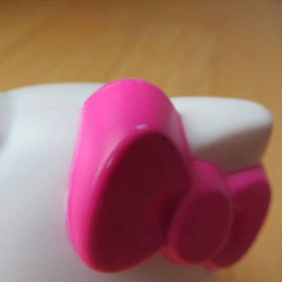 Hello Kitty Sanrio McDonald's 2015 Hello Kitty Paper Puncher Hearts - BROKEN - Picture 12 of 13